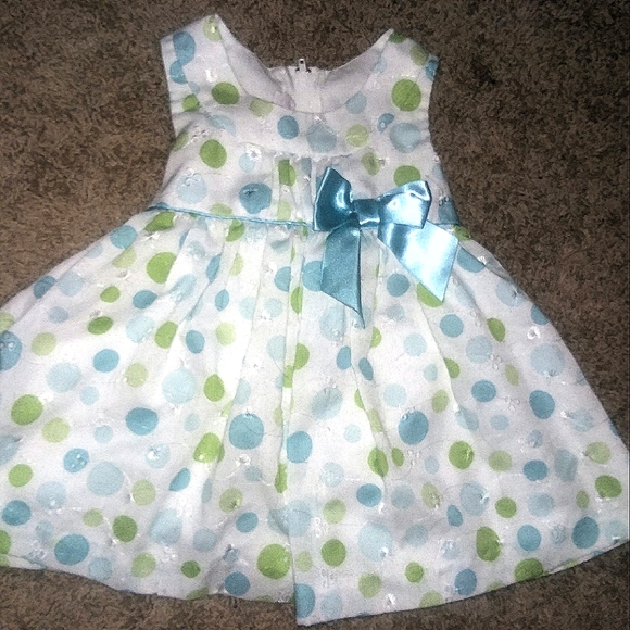 𝑪𝒂𝒓𝒕𝒆𝒓'𝒔 𝒅𝒓𝒆𝒔𝒔𝒆𝒔, 3-6𝒎𝒐𝒏𝒕𝒉𝒔 - Picture 6 of 6